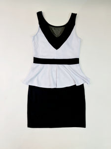 Vestido Corto Formal, Suzy Shier - (Talla:M) Blanco/Negro