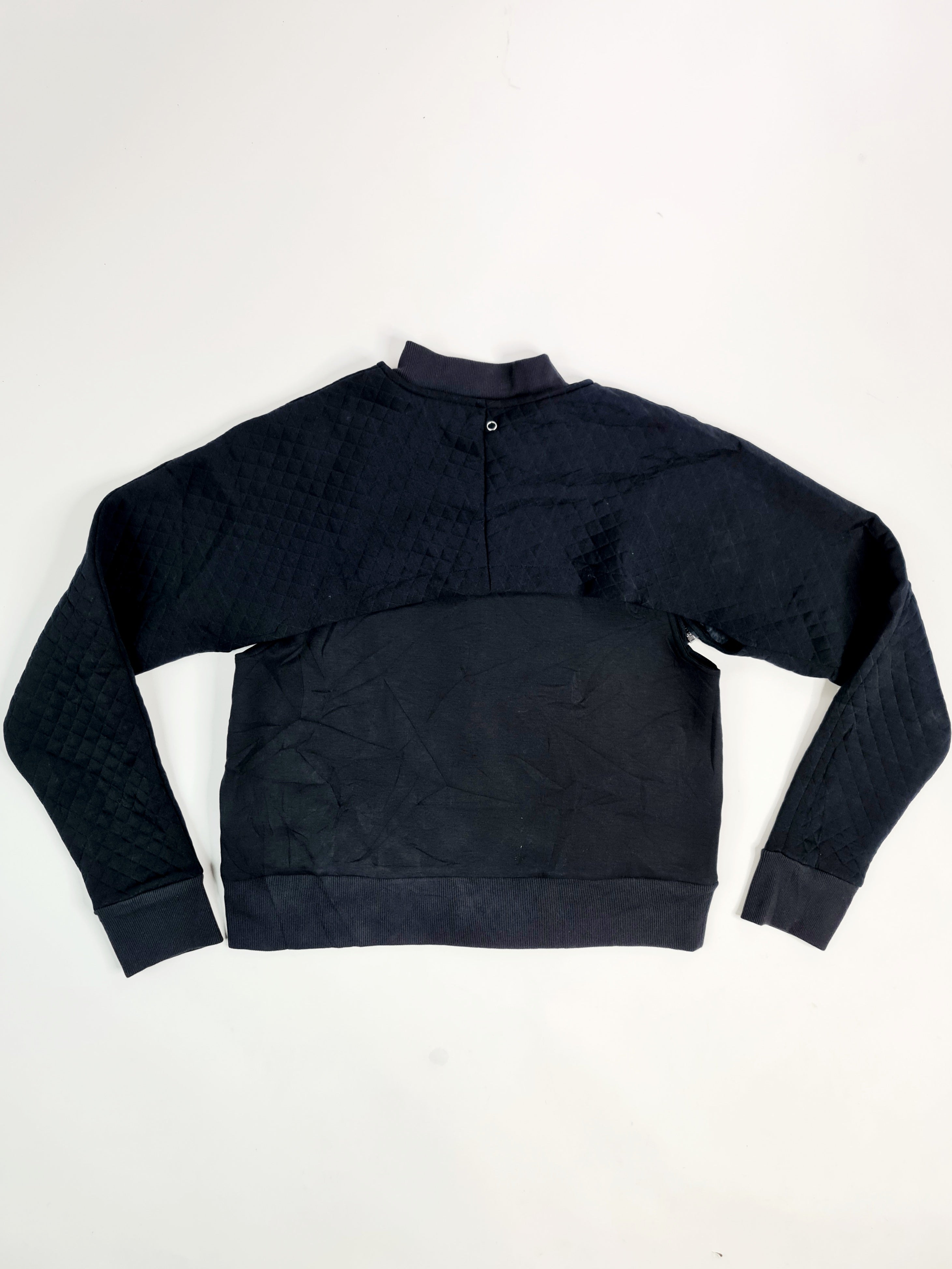 Suéter marca Under Armour - (Talla L/G) Negro