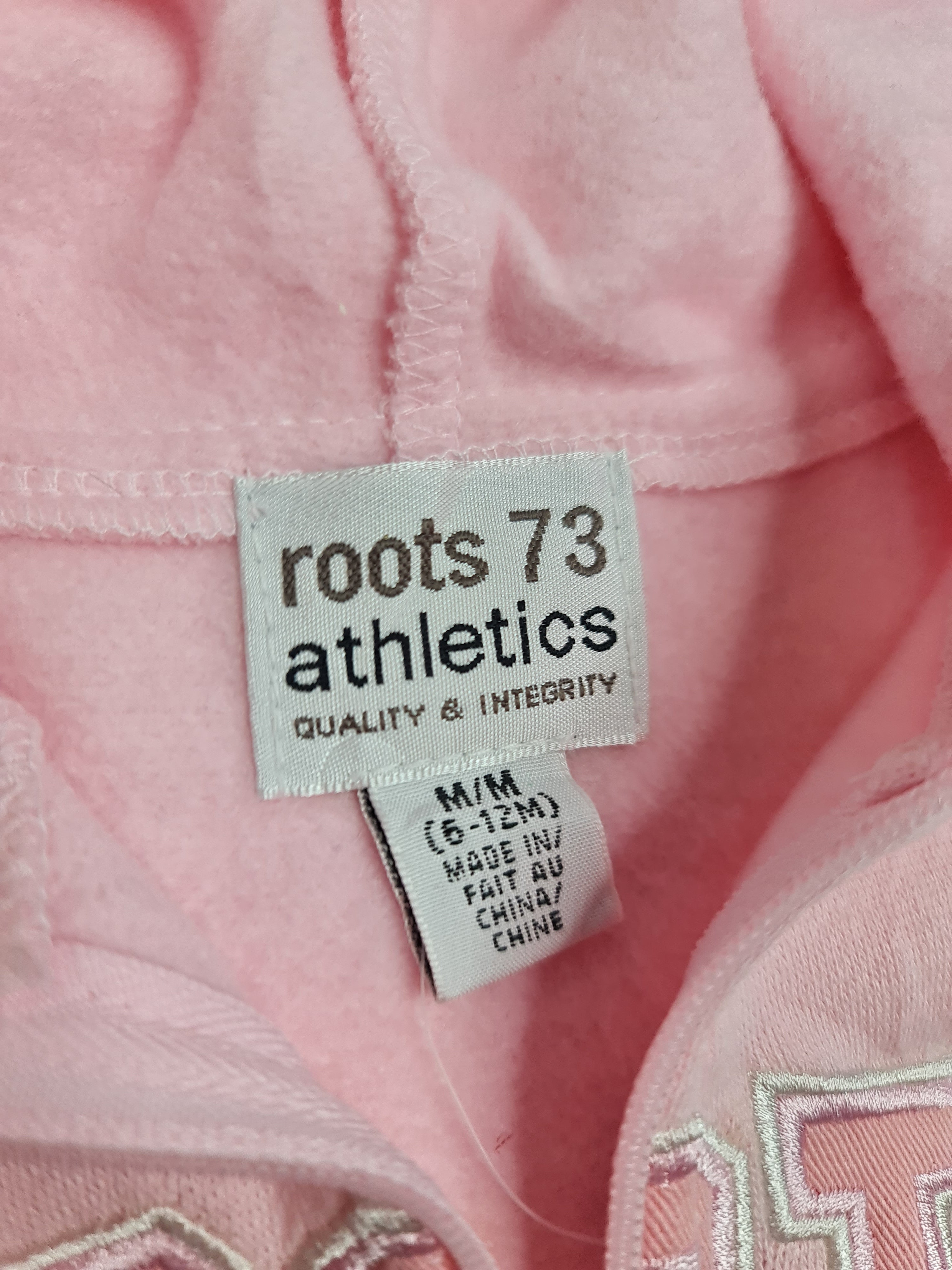 Suéter rosa, marca Roots 73 Athletics, talla 6-12 meses
