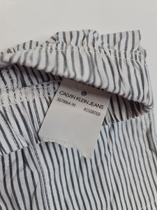 Pantalones marca Calvin Klein para bebé de 18 meses