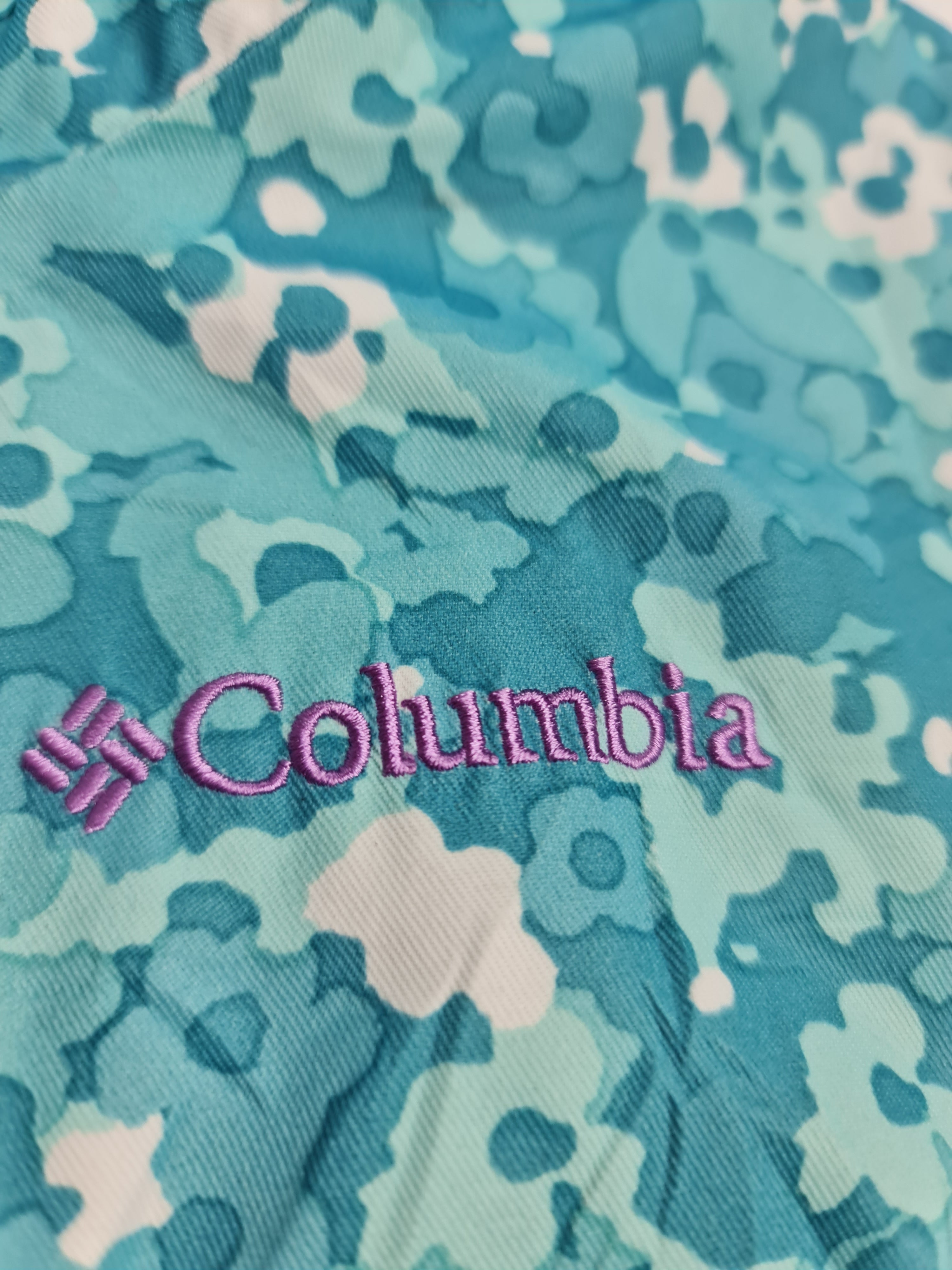 Suéter marca Columbia - (Talla: XXS/XXP)