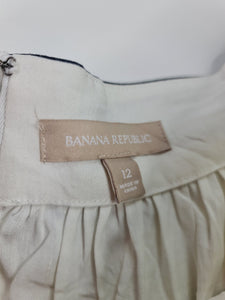 Falda marca Banana Republic - (Talla: 12) Blaco con Azul