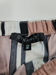 Vestido marca DYNAMITE - (Talla: S/P)